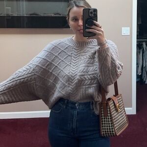 Abercrombie & Fitch Beige Cable Knit Sweater